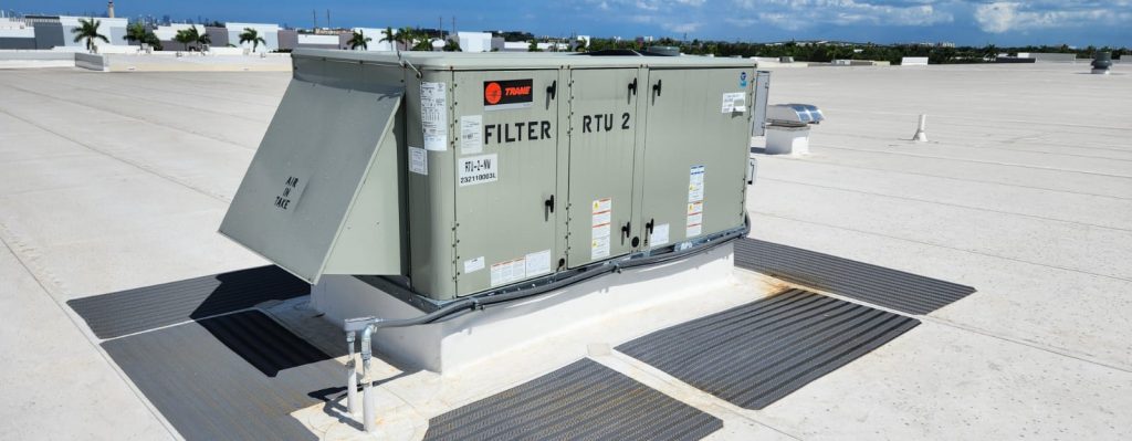 Commercial AC mainteance in Doral, FL